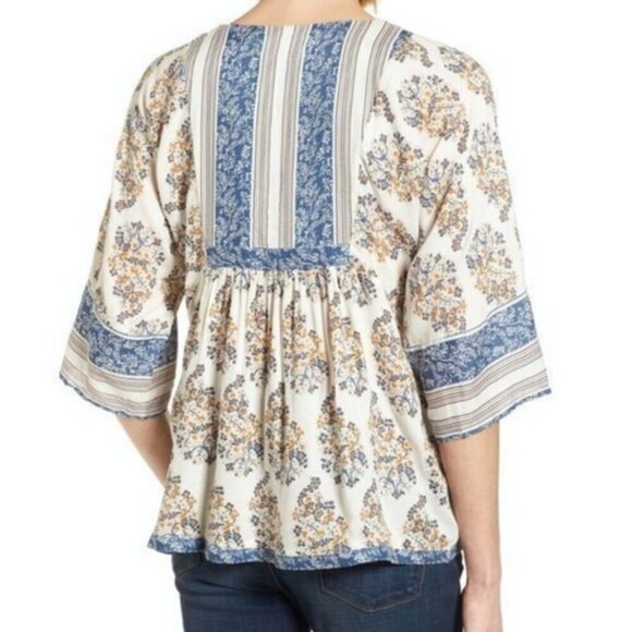 Lucky Brand Peasant Top L Blue Floral Mixed Print V-Neck 3/4 Bell Sleeves Boho - Picture 2 of 9